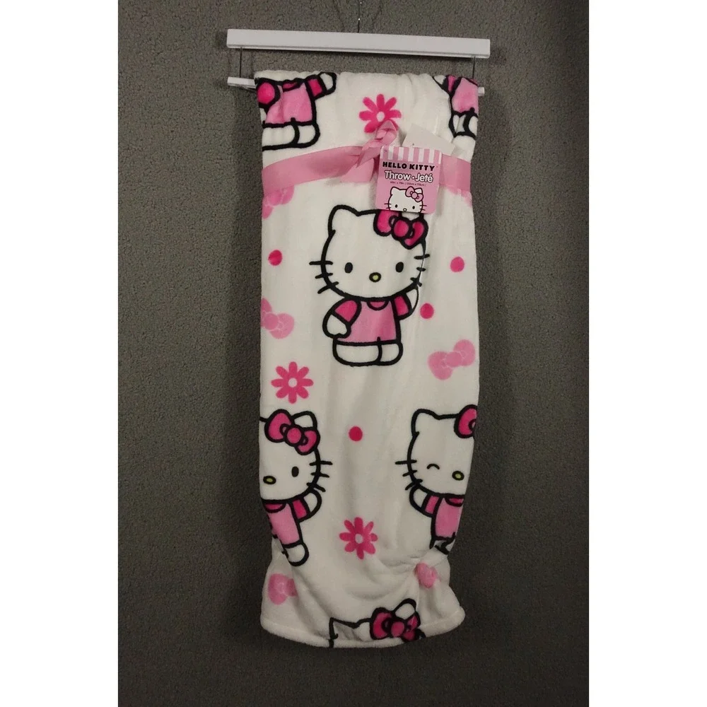 Hello Kitty Plush Throw Blanket Pink White Flowers Spring 60x70 in
